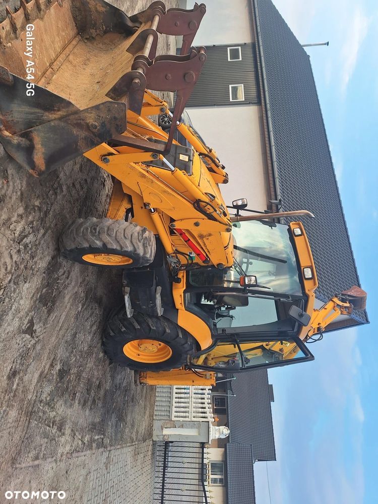 JCB 3CX - 4