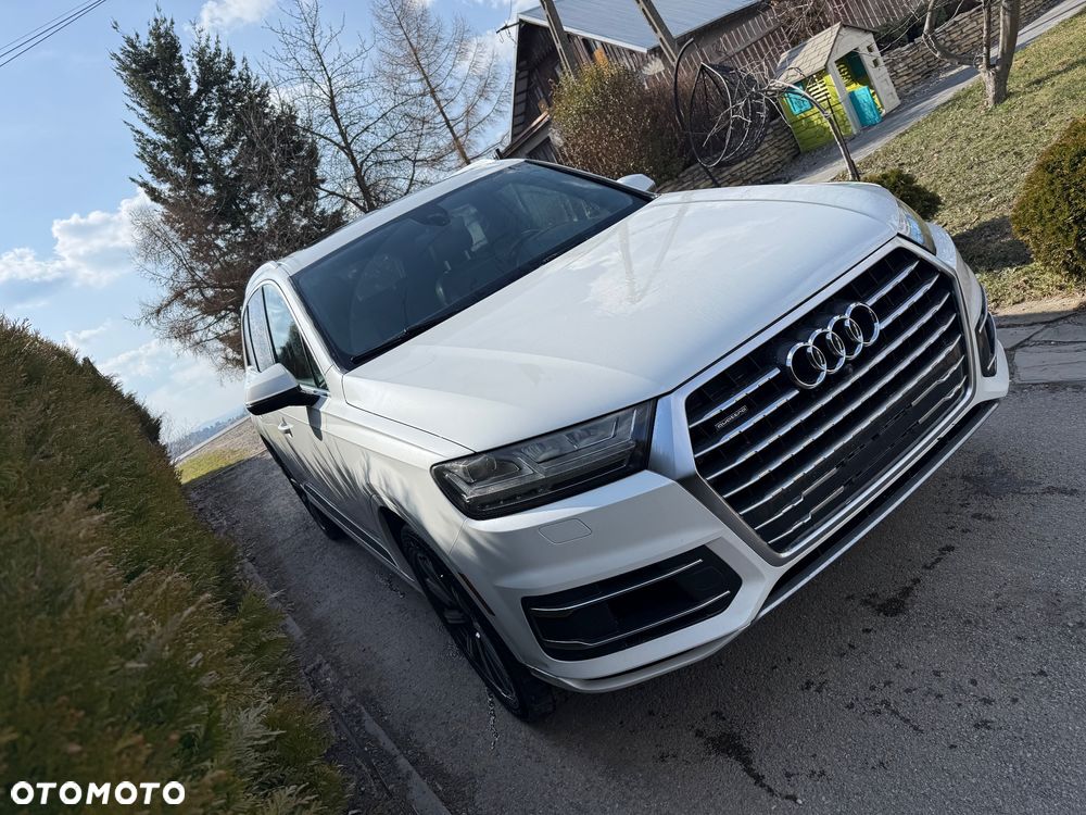 Audi Q7 - 3