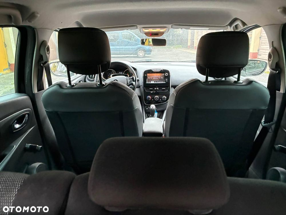 Renault Clio - 18