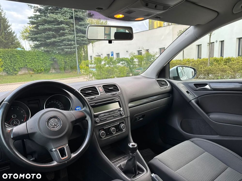 Volkswagen Golf - 5