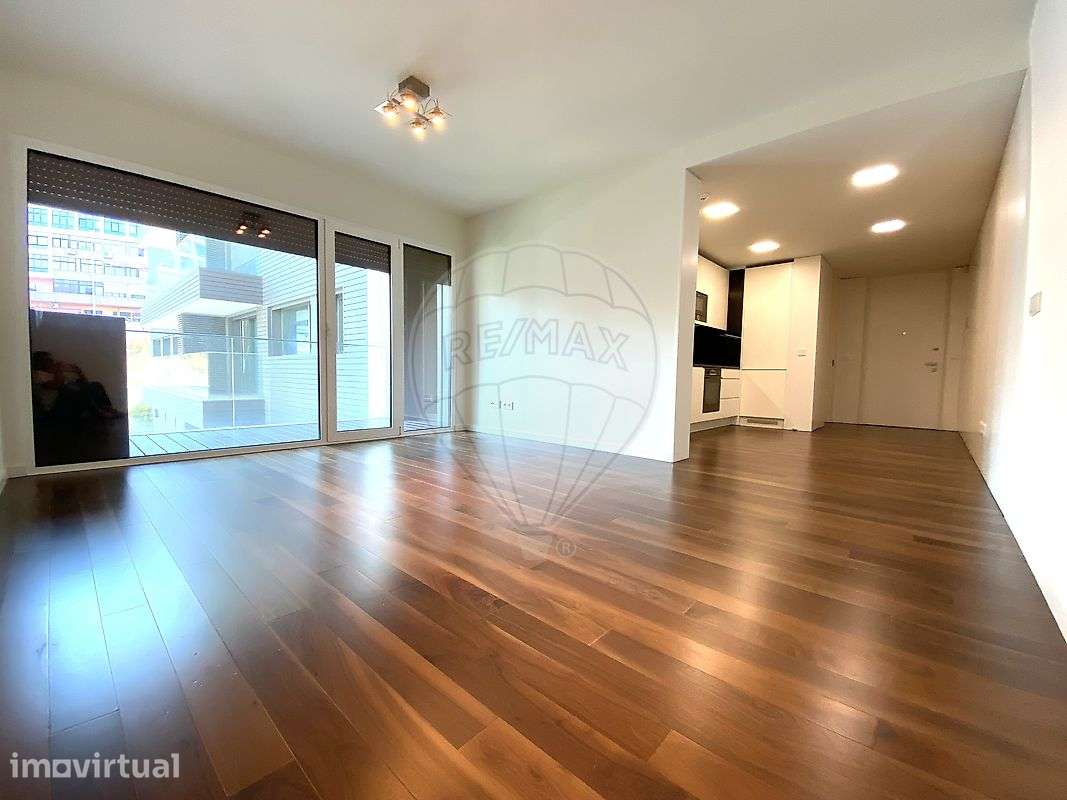 Apartamento T1 para venda - Grande imagem: 2/15