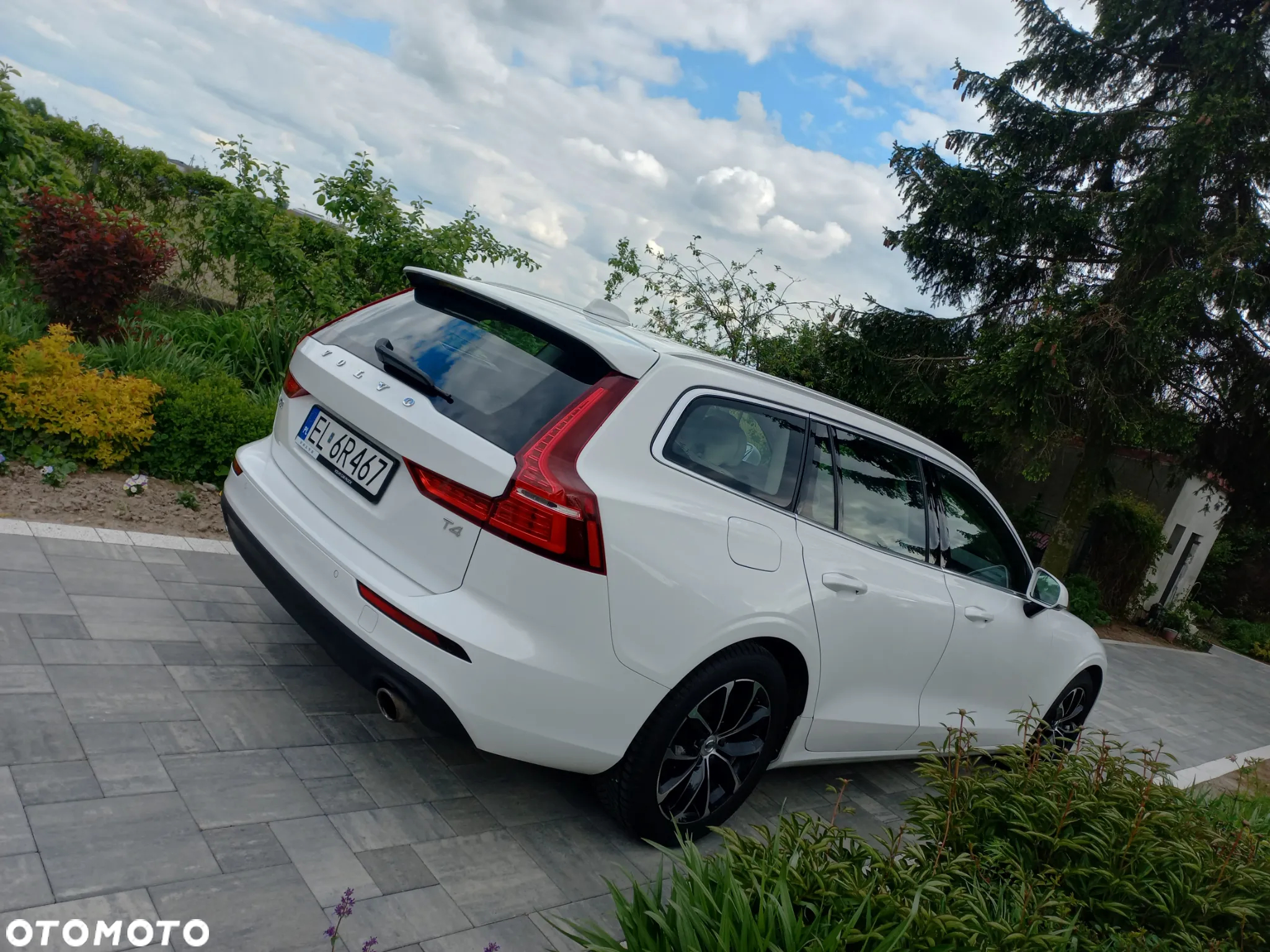Volvo V60 T4 Momentum Pro - 7