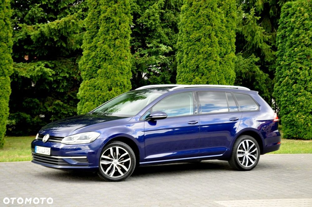 Volkswagen Golf Variant - 11
