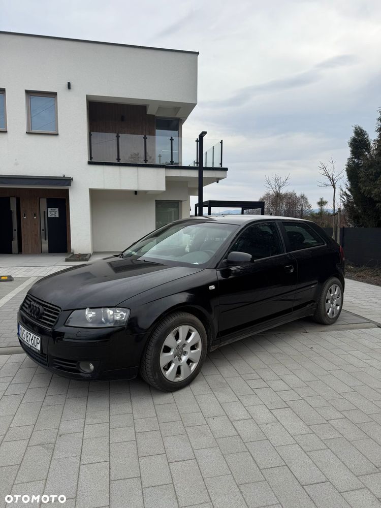 Audi A3 3-drzwiowe 2.0 TFSI (DSG) S tronic S Line Sportpaket plus - 2