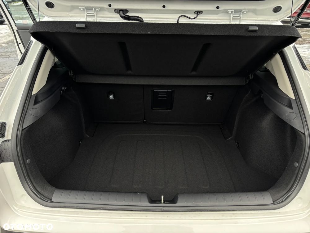 Kia K4 1.6 T-GDI L - 26
