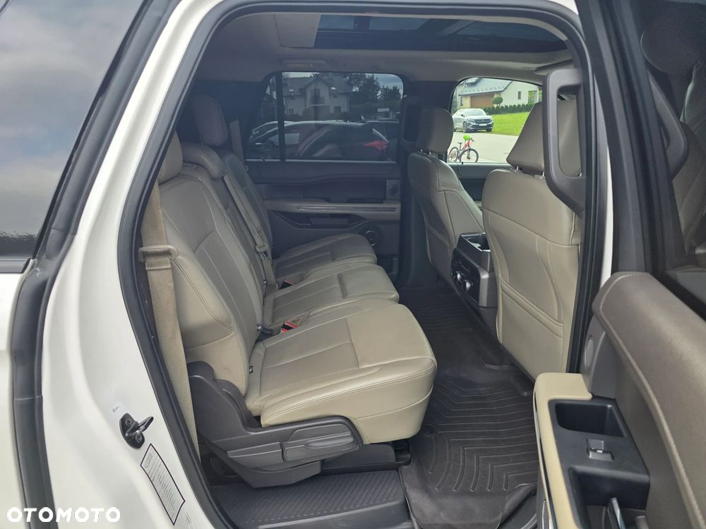 Ford Expedition - 16