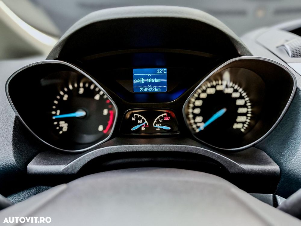 Ford C-Max - 16