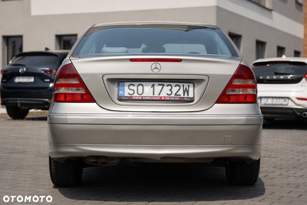 Mercedes-Benz Klasa C - 19