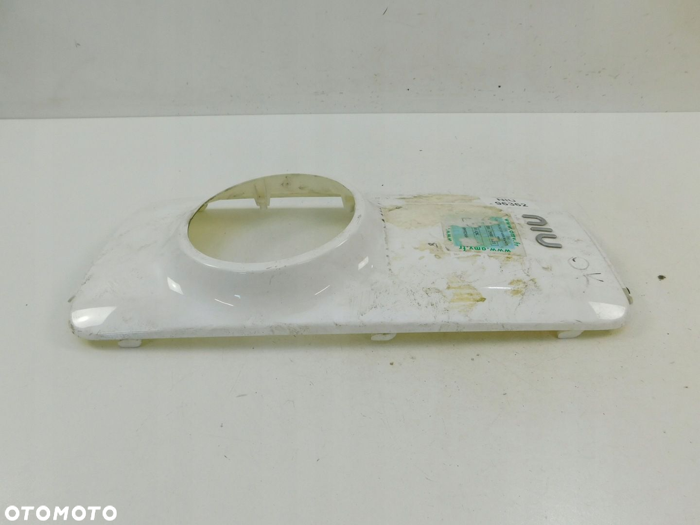 SKUTER ELEKTRYCZNY NIU CZACHA CZASZA PRZÓD - 2