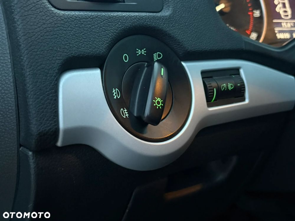 Skoda Octavia Combi 1.4 TSI Ambiente Green tec - 24