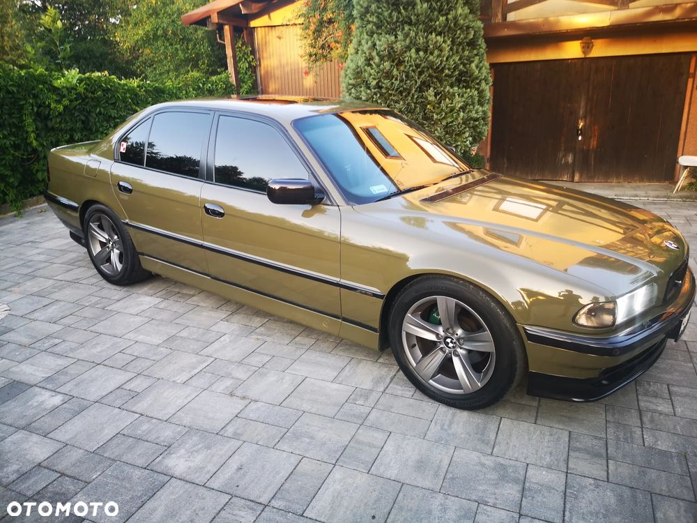 BMW Seria 7 - 5