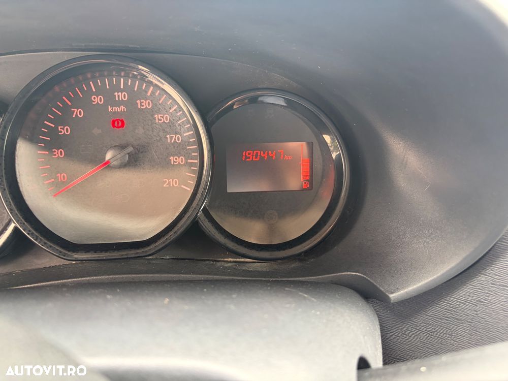 Dacia Dokker 1.5 dCi 90 CP Laureate - 9