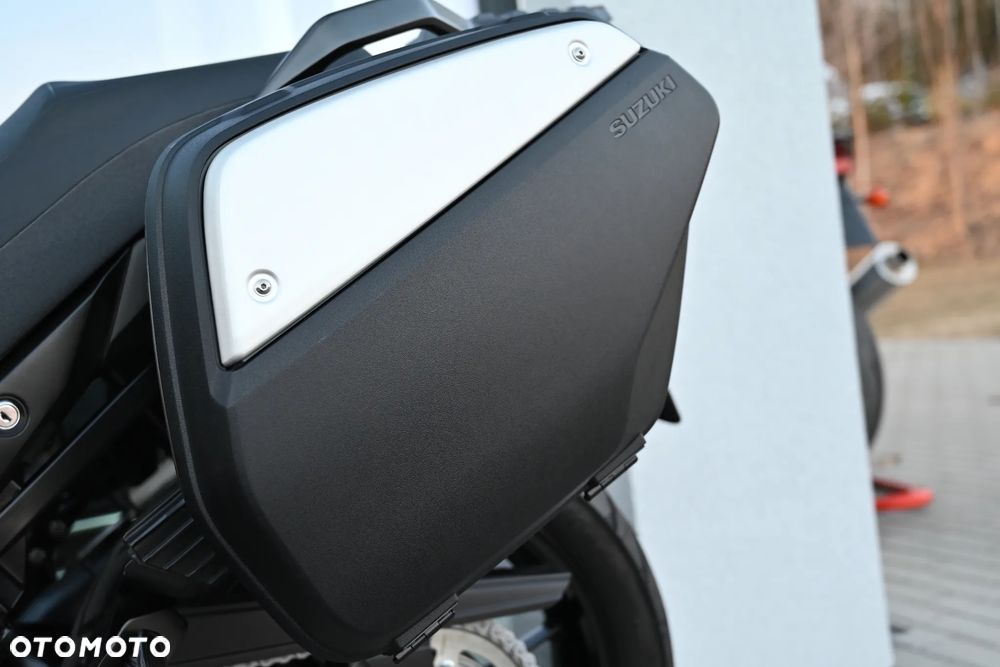 Suzuki DL - 30