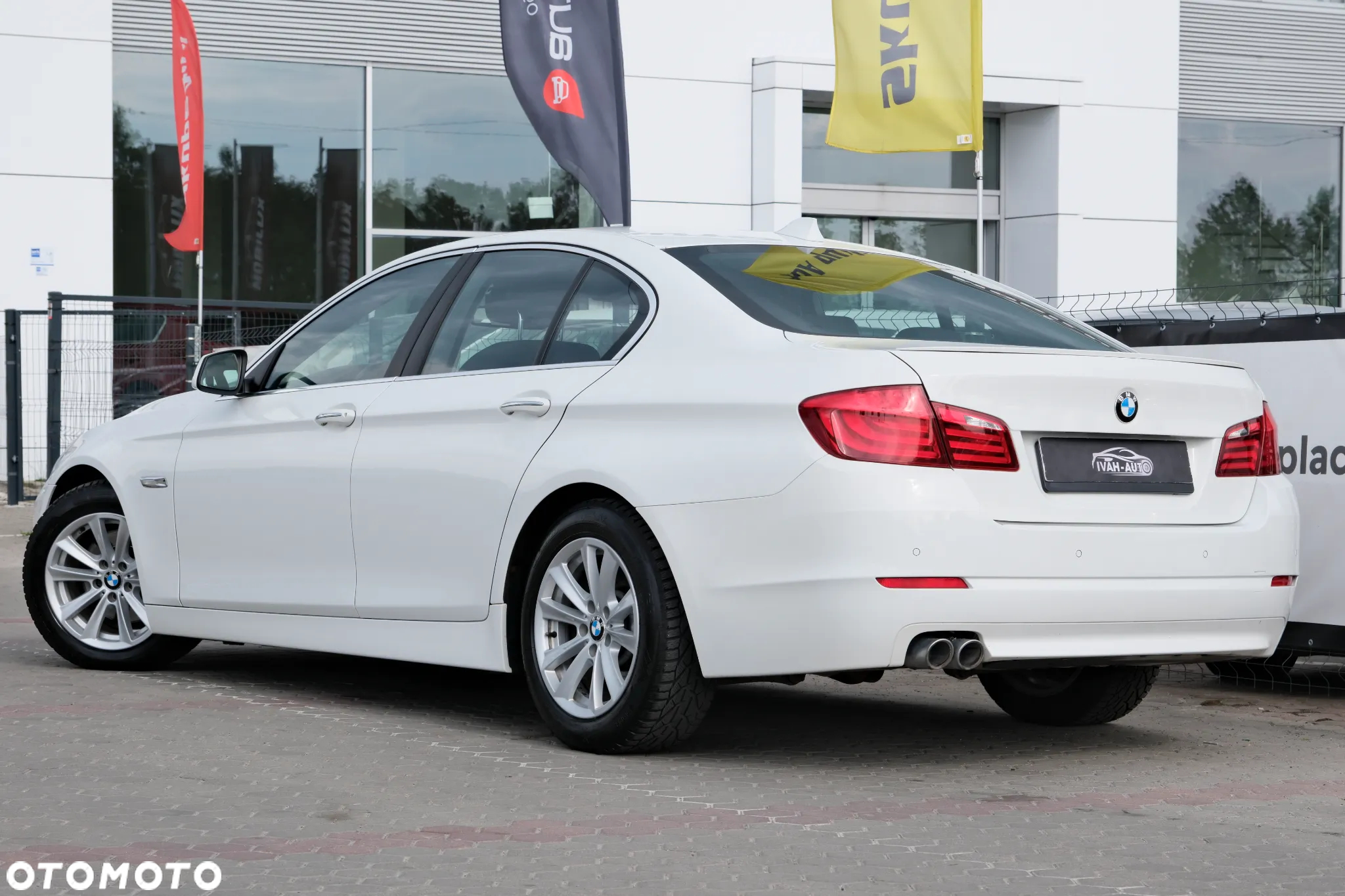 BMW Seria 5 520d Touring - 8