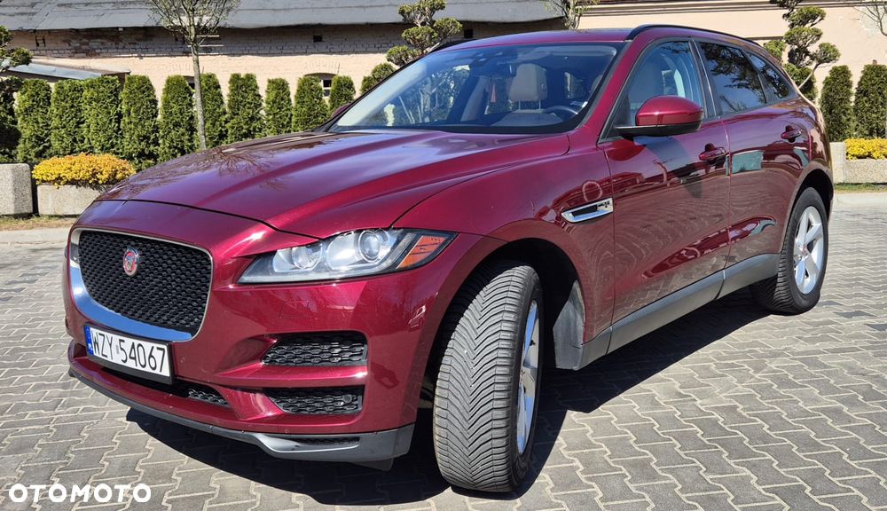 Jaguar F-Pace - 4
