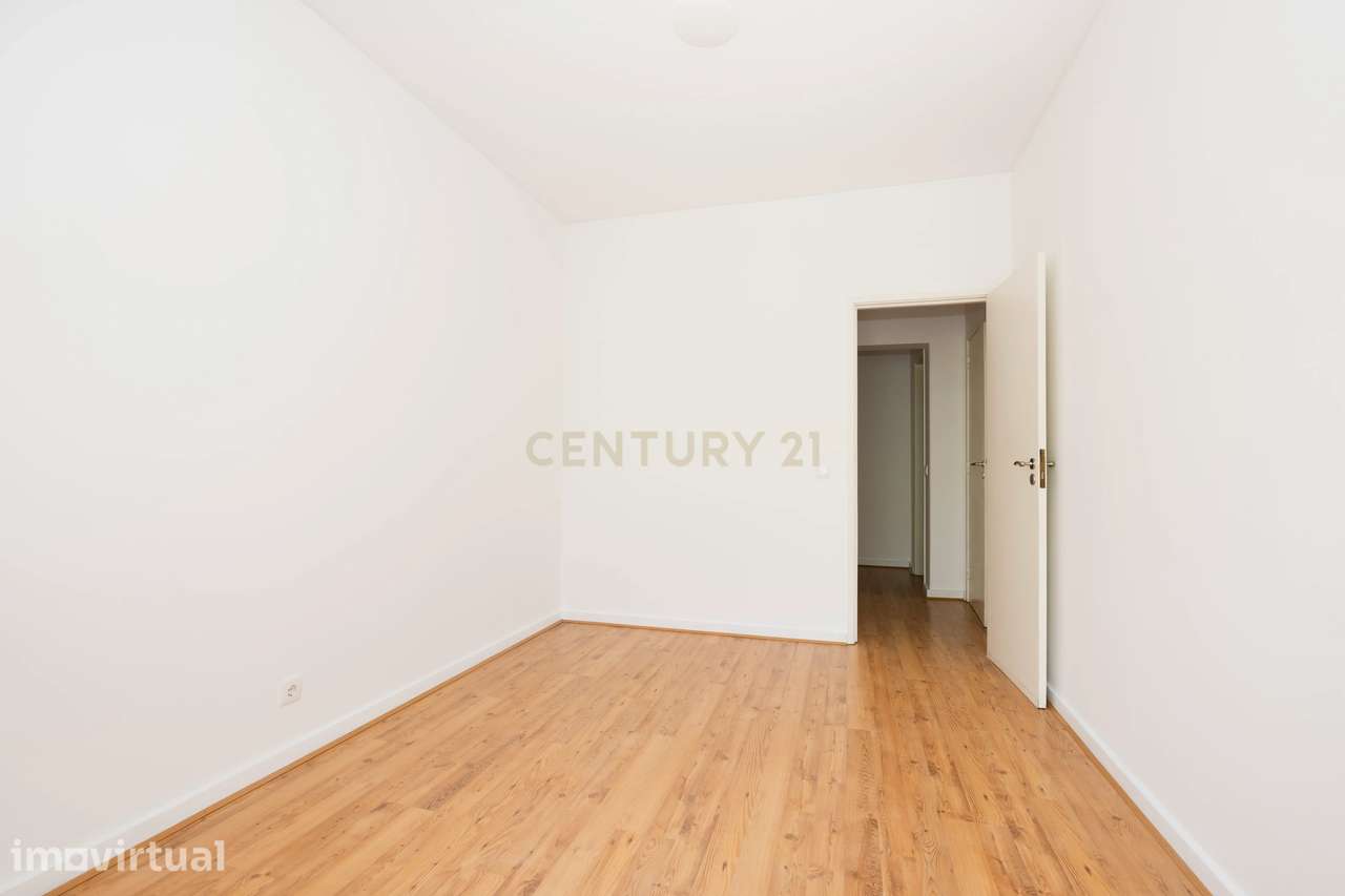 Apartamento, 67 m², São Domingos de Benfica - Grande imagem: 4/20