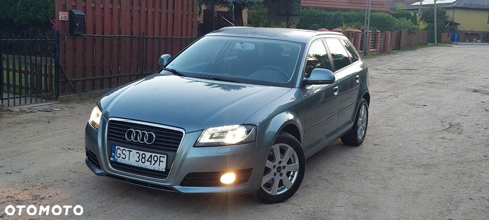 Audi A3 Sportback 2.0 TDI DPF Ambition - 2