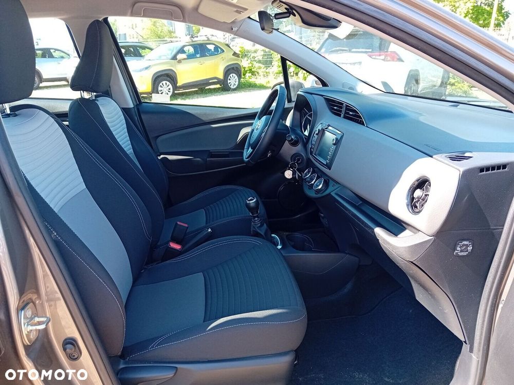 Toyota Yaris - 6