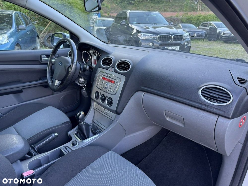 Ford Focus - 14