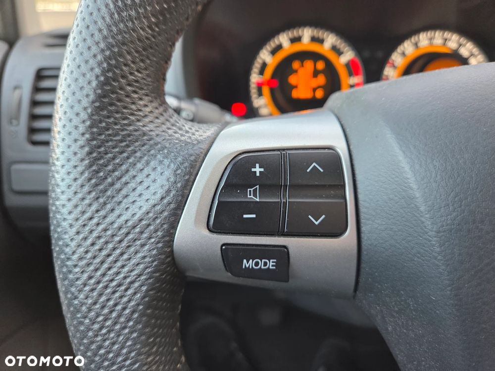 Toyota Auris 1.33 VVT-i - 13