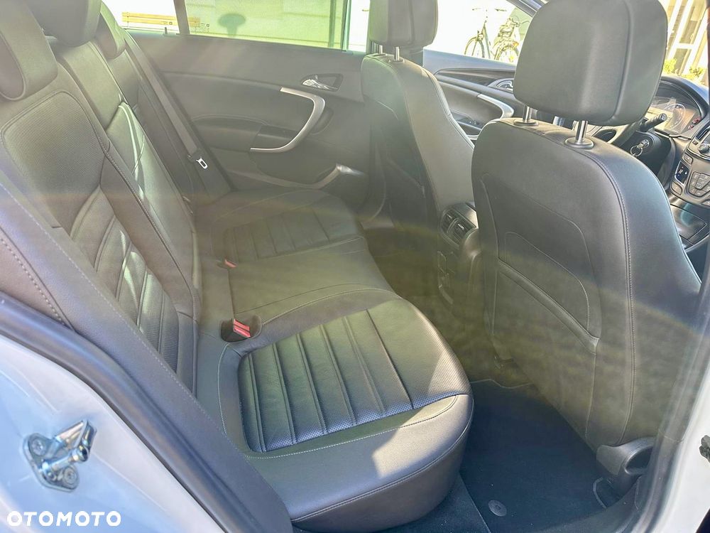 Opel Insignia 2.0 CDTI Cosmo S&S - 9