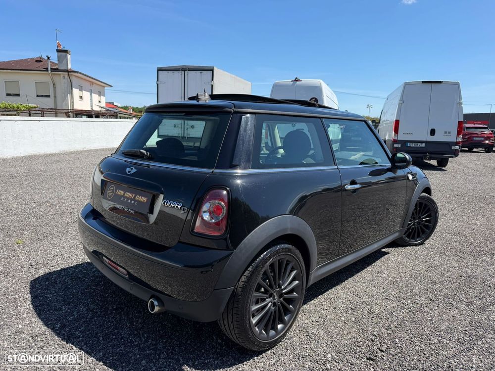 MINI 3 Portas Cooper D - 4