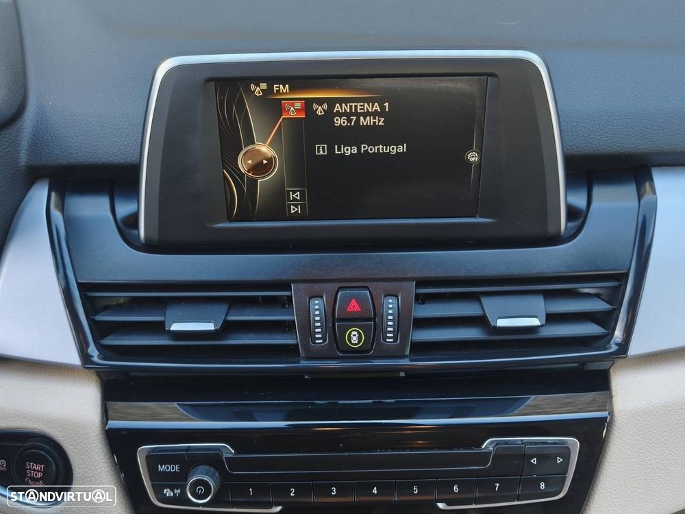 BMW 216 Gran Tourer d 7L Line Luxury - 16