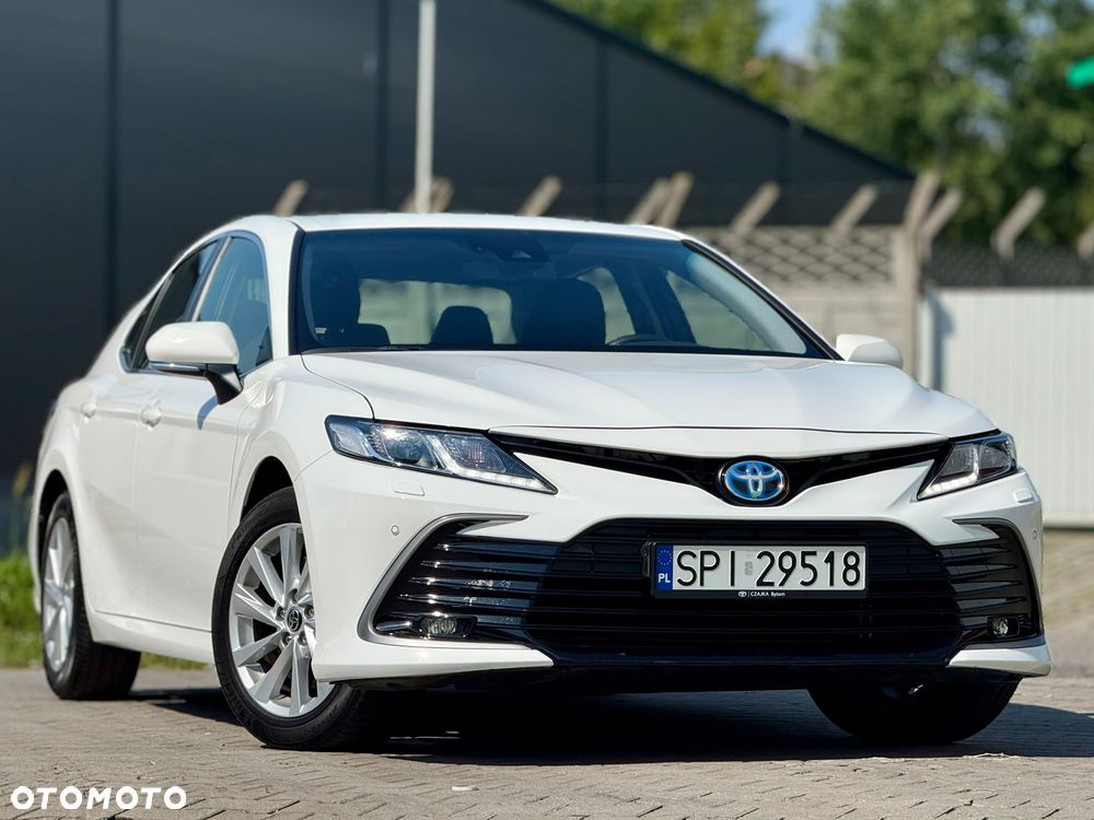 Toyota Camry 2.5 Hybrid Comfort CVT - 1