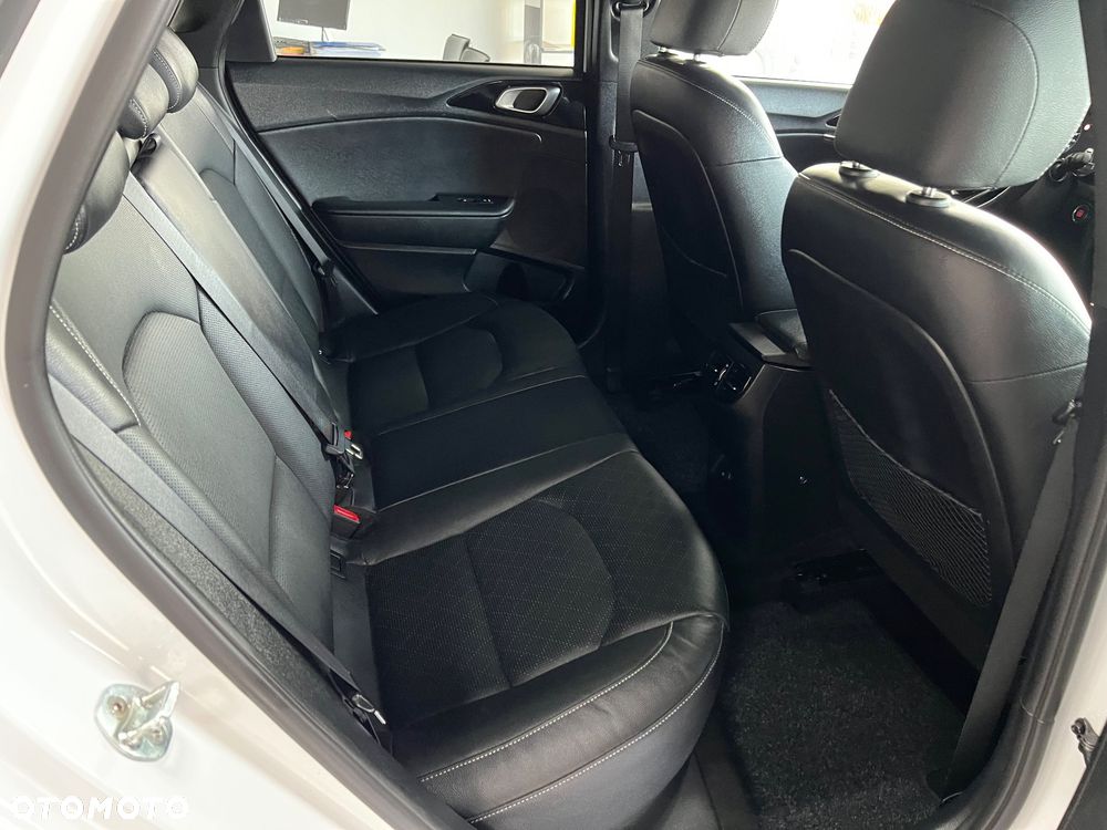 Kia Ceed 1.0 T-GDI GT-Line - 32