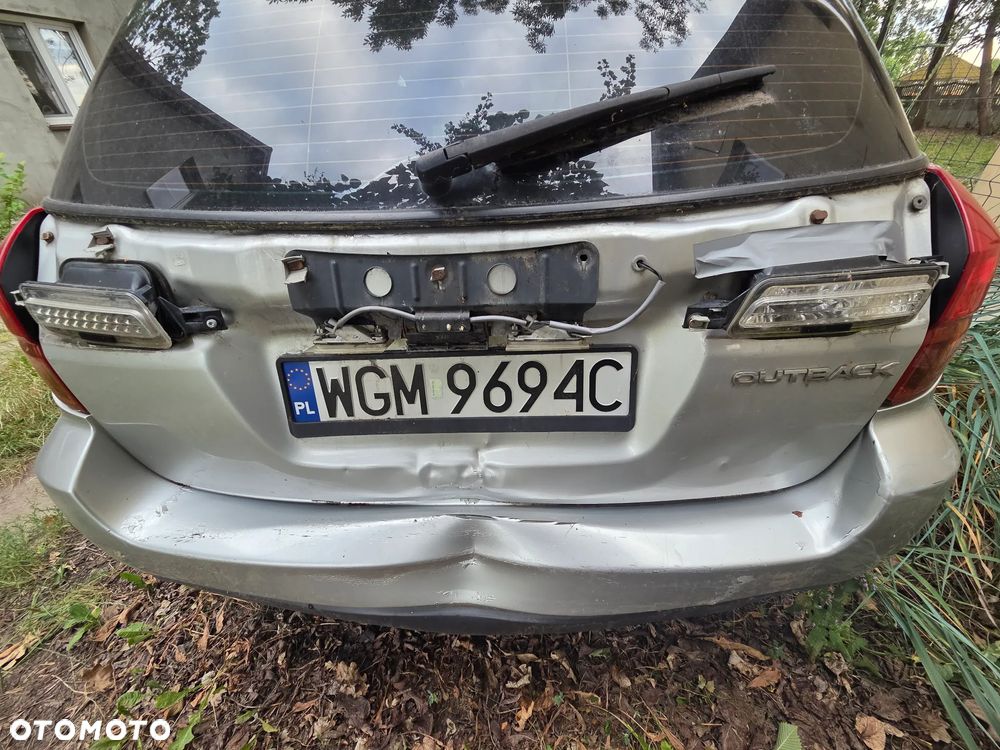 Subaru Outback 2.5i AT - 4