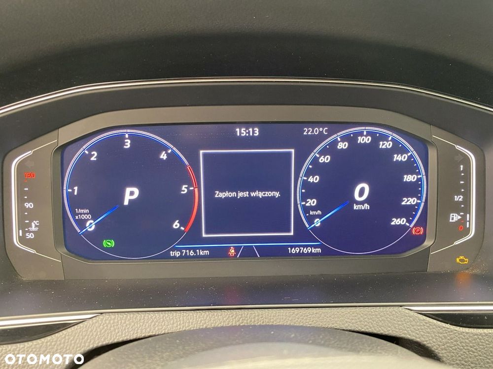Volkswagen Passat - 16