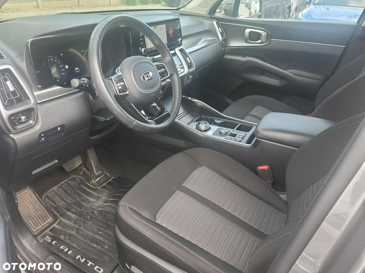 Kia Sorento - 9