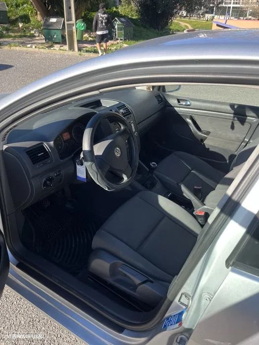 VW Golf 1.4 FSi Trendline - 4