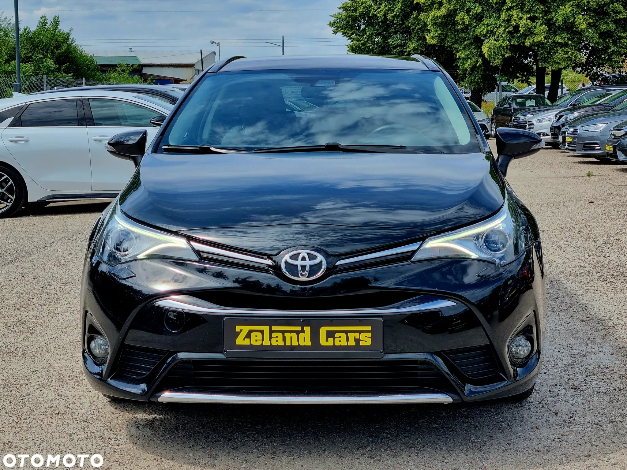 Toyota Avensis 1.8 Prestige MS - 2