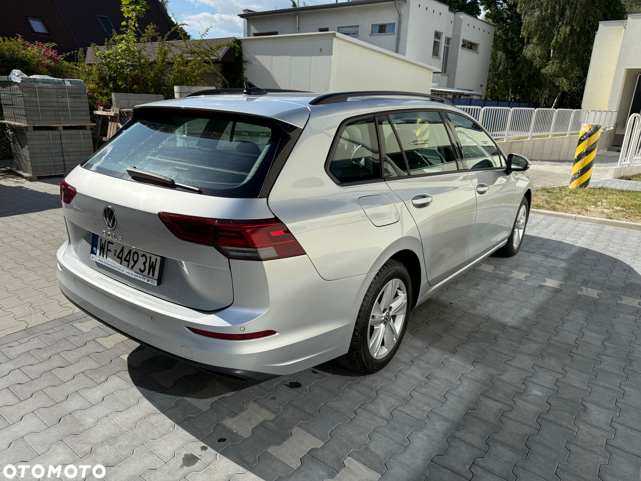 Volkswagen Golf VIII 1.5 TSI EVO Life - 9