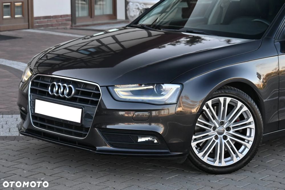 Audi A4 Limousine 1.8 TFSI S line Sportpaket - 6