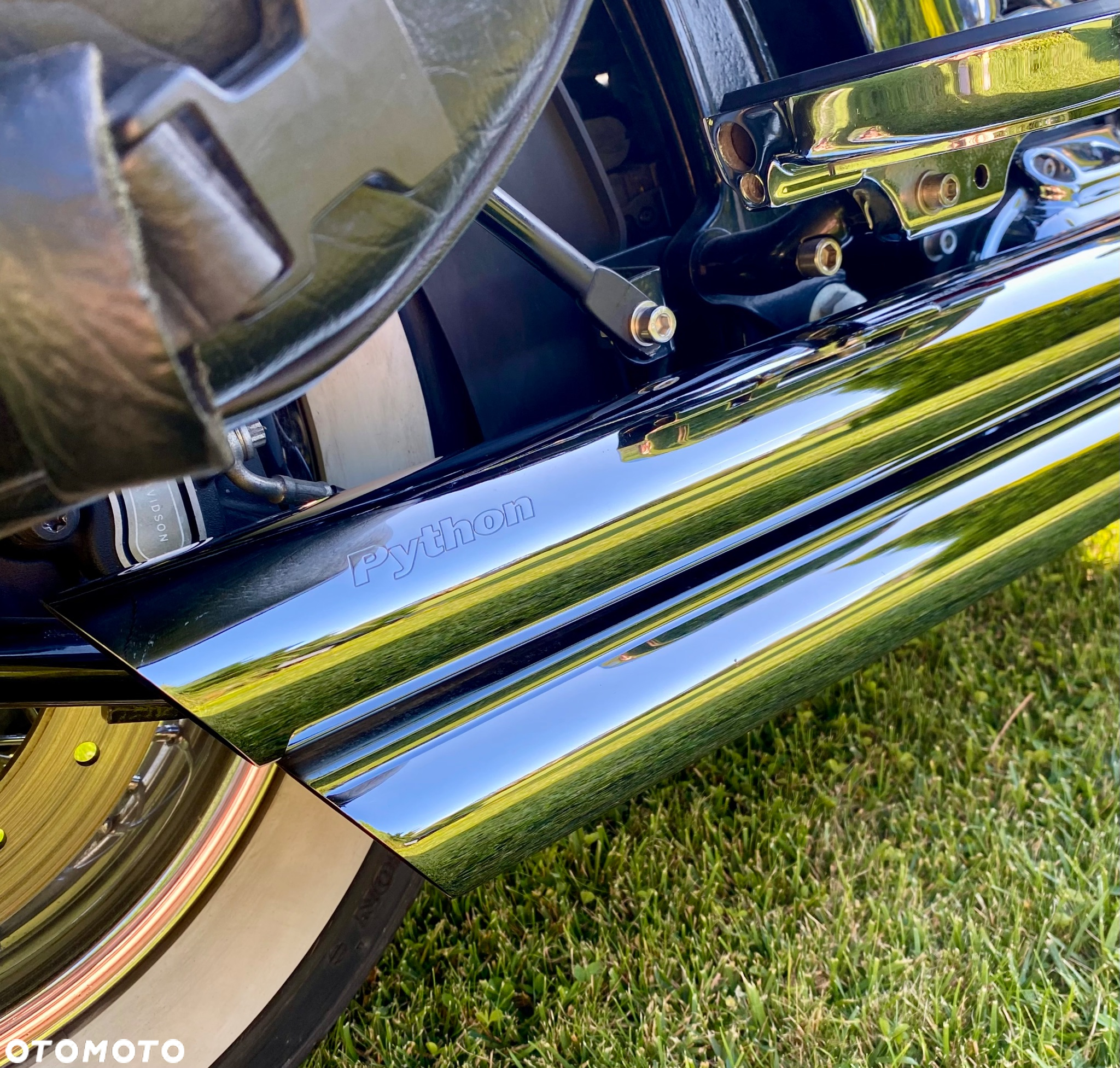 Harley-Davidson Softail Heritage Classic - 4
