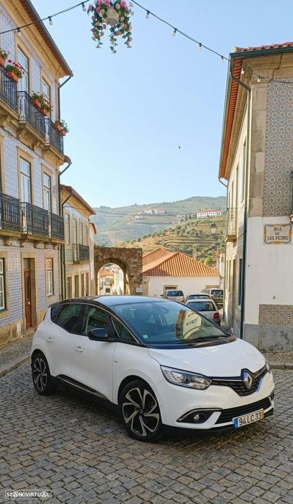 Renault Scénic - 1