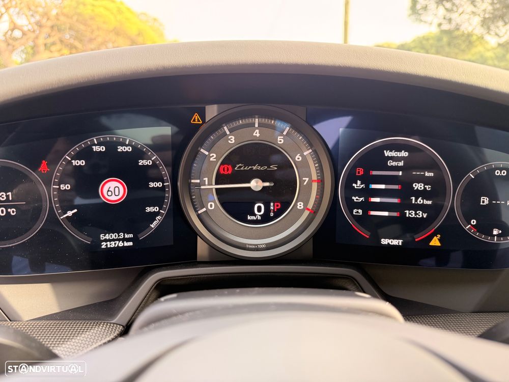 Porsche 911 (992) Turbo S PDK - 12