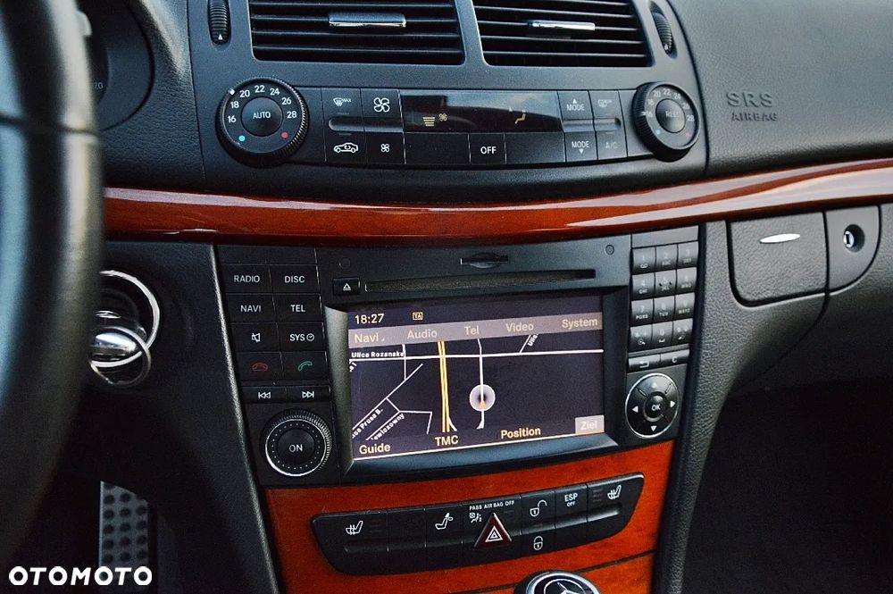 Mercedes-Benz Klasa E 200 Kompressor Automatik Elegance - 21