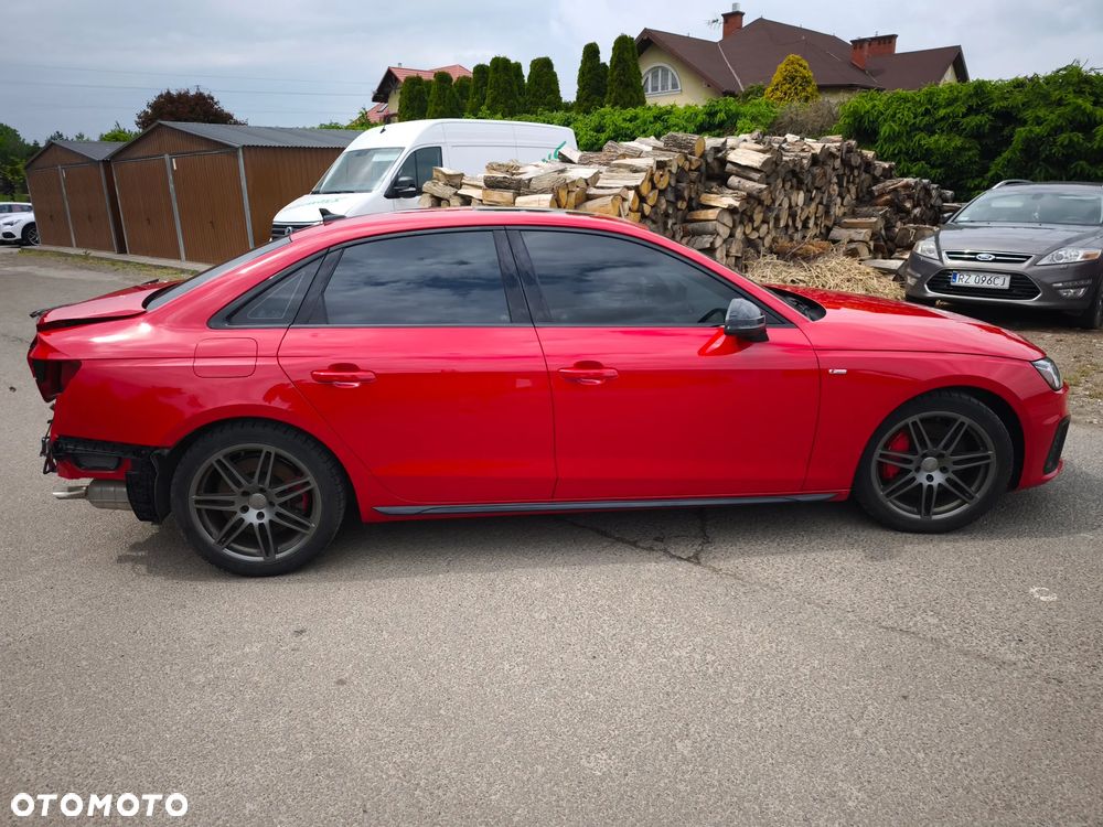 Audi A4 Limousine - 4