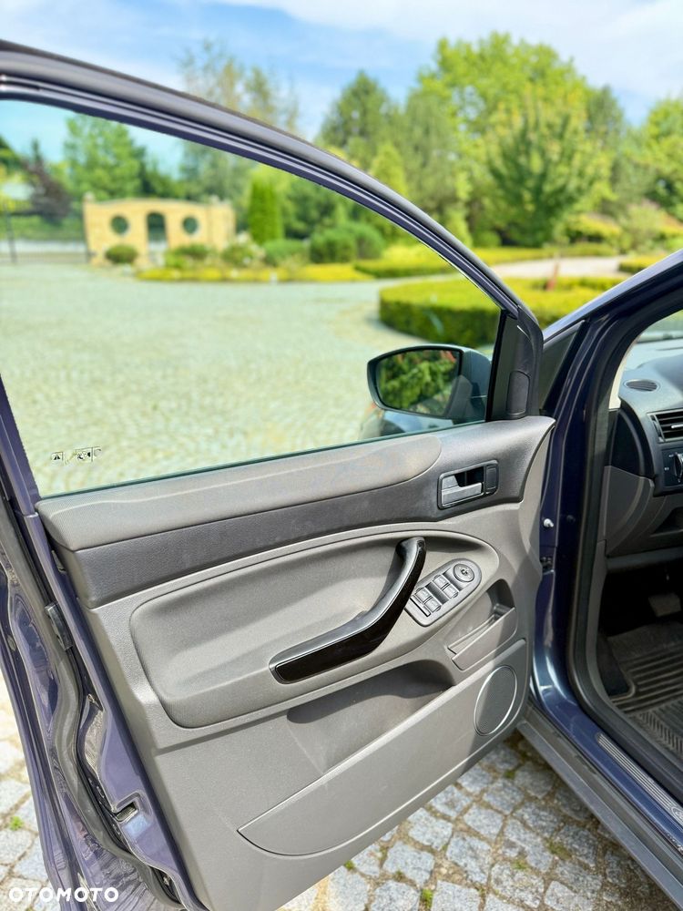 Ford Kuga 2.0 TDCi Titanium S MPS6 - 17