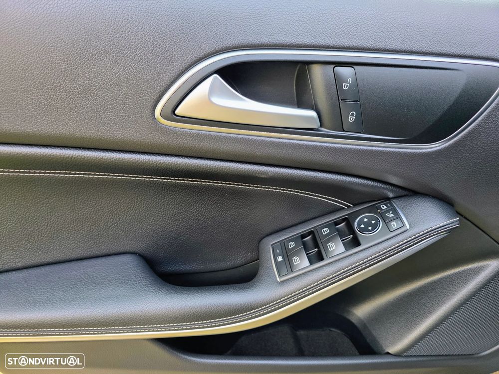 Mercedes-Benz A 180 d Fleet Pack Urban - 39