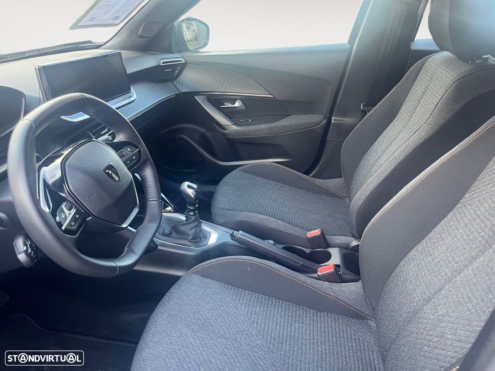 Peugeot 2008 1.2 PureTech Style - 9