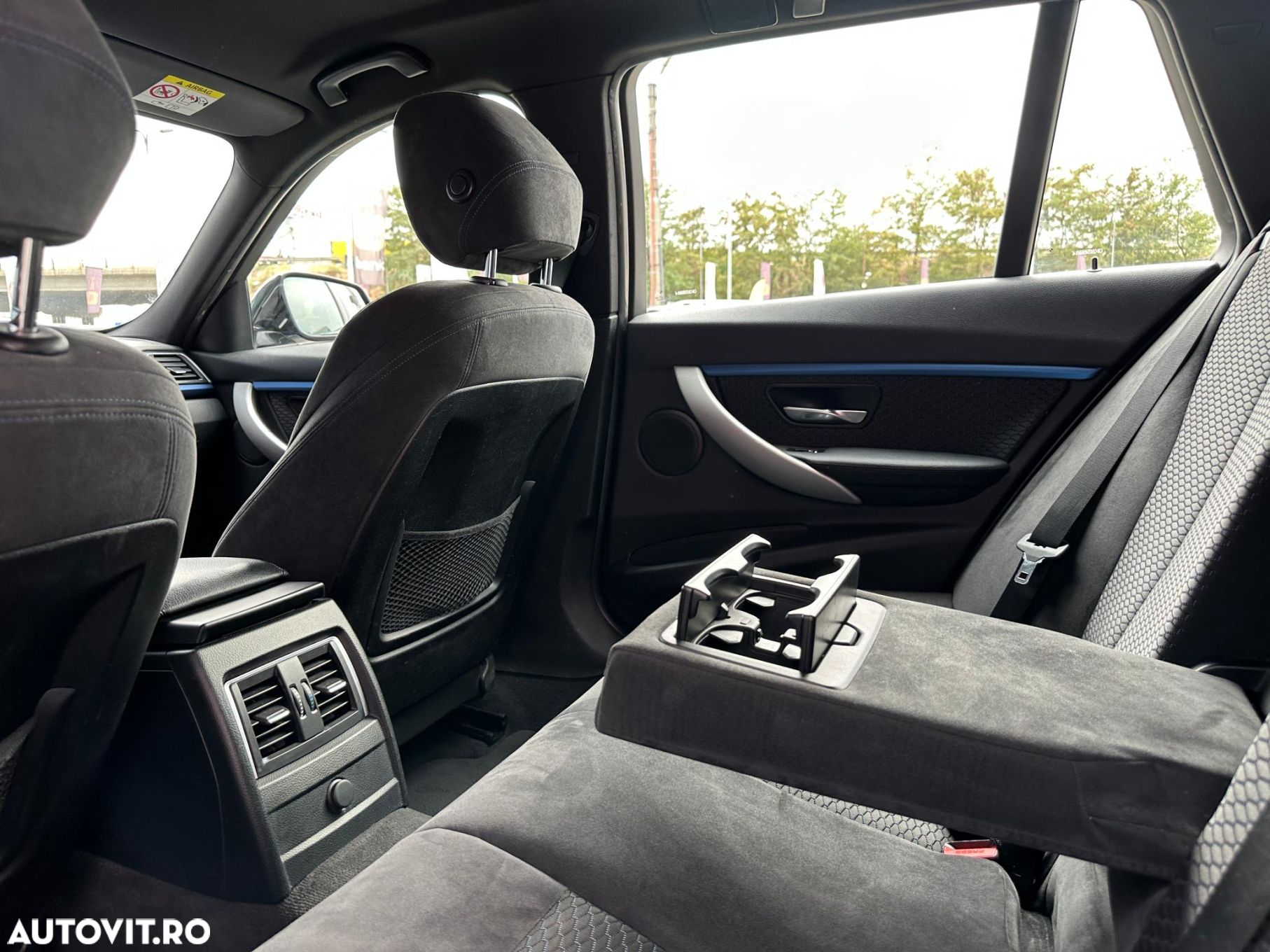 BMW Seria 3 - 21