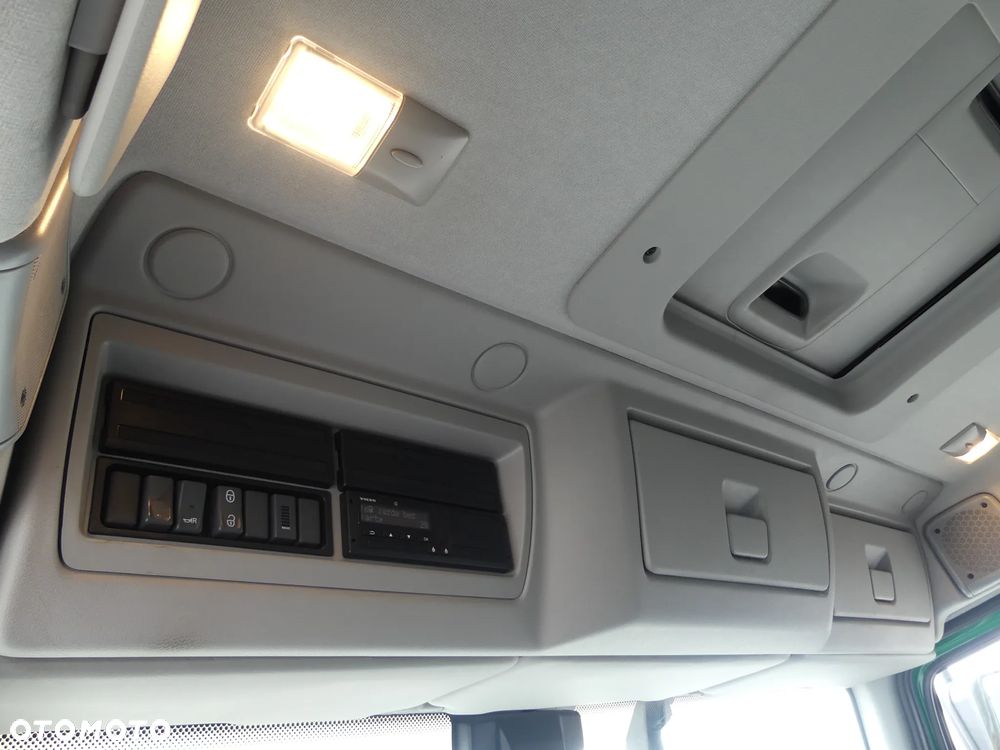 Volvo FL 16.250 / EURO 6 / KONTENER + WINDA / OTWIERANY BOK / - 32