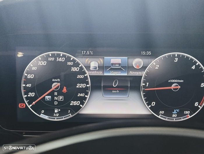 Mercedes-Benz E 220 d Exclusive Line - 25