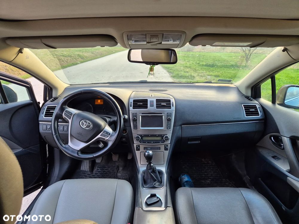 Toyota Avensis 2.2 D-CAT Prestige - 9