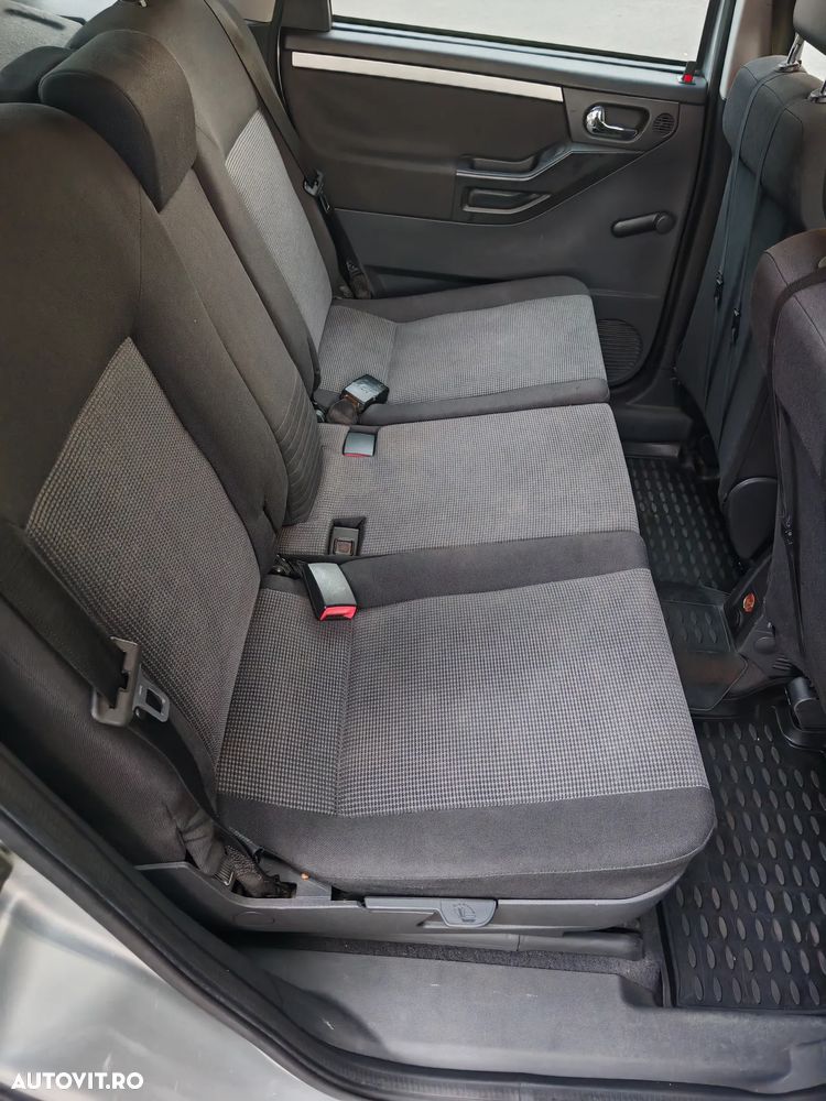 Opel Meriva - 9
