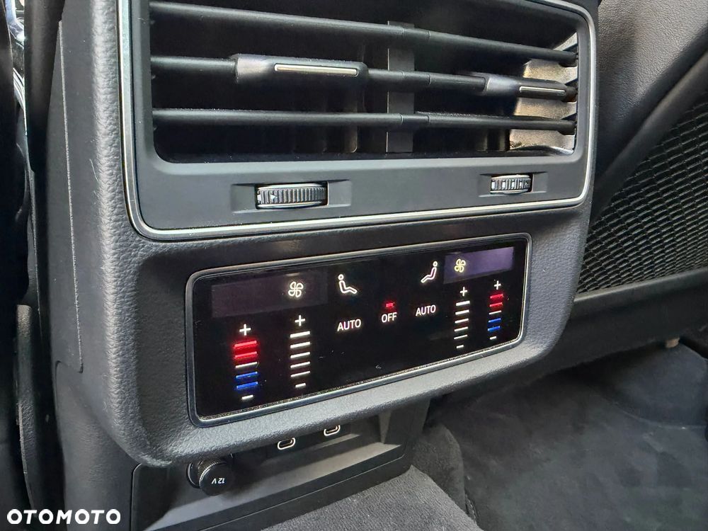 Audi SQ7 - 15